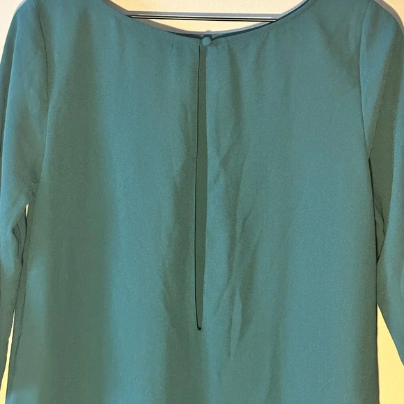 Women's S NWT Leith Shift Mini Dress Green Bateau Neckline Keyhole Back - Picture 5 of 9